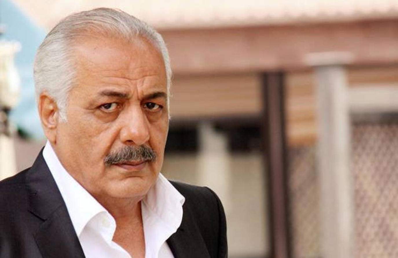 حفيد ايمن زيدان يخـ ـطف الانظار منه وصورة لهما من شوارع دمشق تتصدر