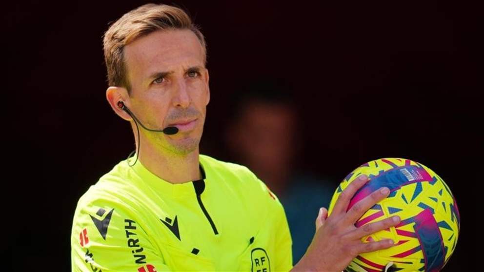 الحُكام الإسبان يقودون هجوماً مُضاداً على ريال مدريد وبرشلونة